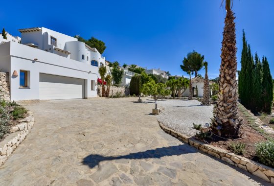 Resale - Villa - Altea