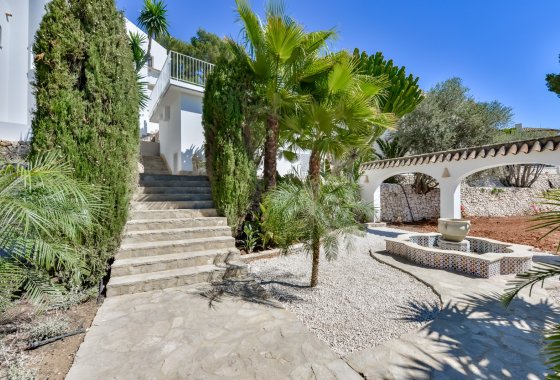Resale - Villa - Altea
