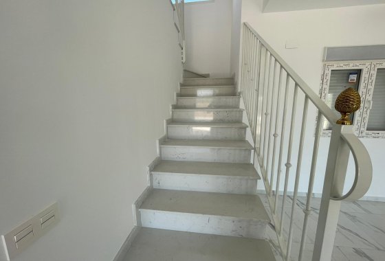Новое здание - Villa - Pinoso - Camino Del Prado