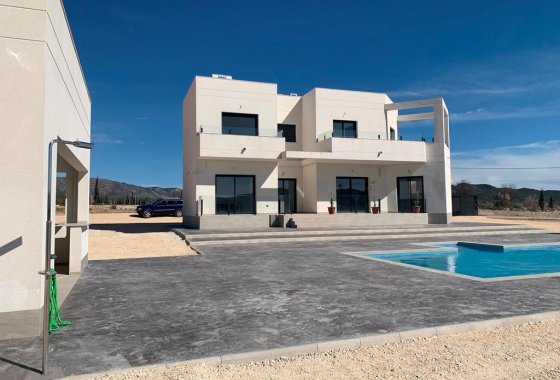 Новое здание - Villa - Pinoso - Camino Del Prado