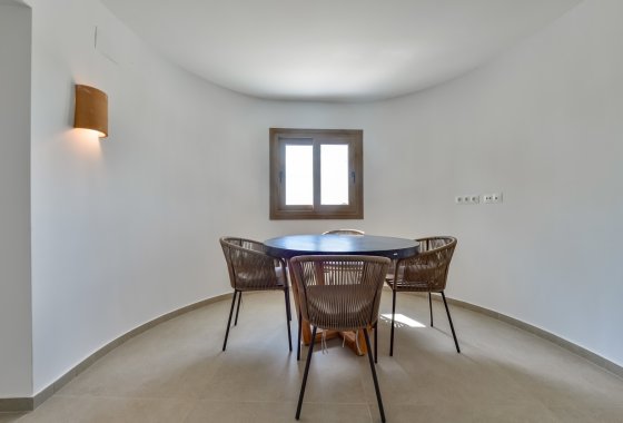 Resale - Villa - Altea