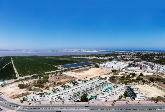 Новое здание - Villa - Torrevieja - Lago Jardín II