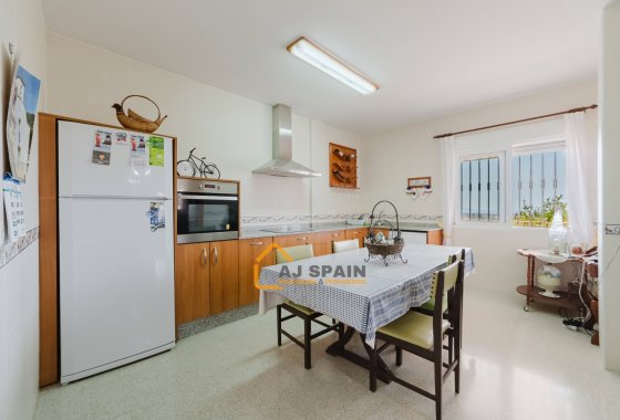 Resale - Country Estate - Fortuna - LAS KALENDAS