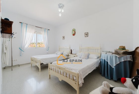 Resale - Country Estate - Fortuna - LAS KALENDAS