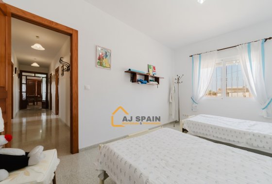 Resale - Country Estate - Fortuna - LAS KALENDAS