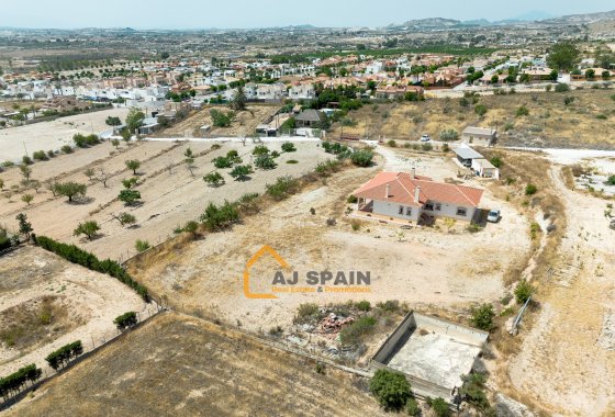 Resale - Country Estate - Fortuna - LAS KALENDAS