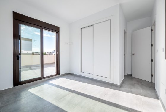 Новое здание - Villa - Orihuela Costa