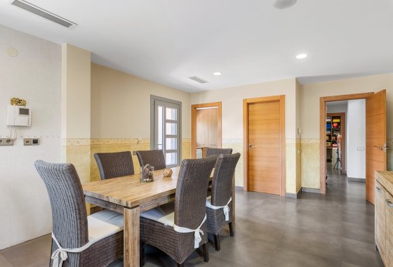 Перепродажа - Villa - Elche/Elx