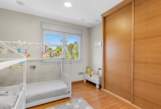 Перепродажа - Villa - Elche/Elx