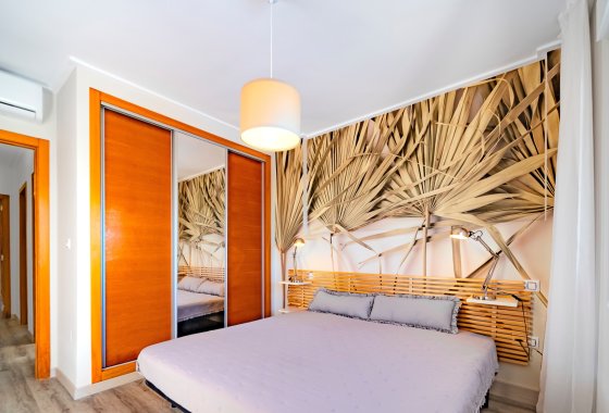 Herverkoop - Halfvrijstaand Villa - Torrevieja - Los Balcones