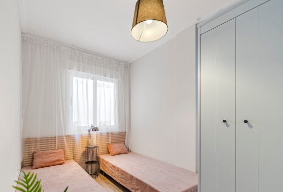 Herverkoop - Halfvrijstaand Villa - Torrevieja - Los Balcones