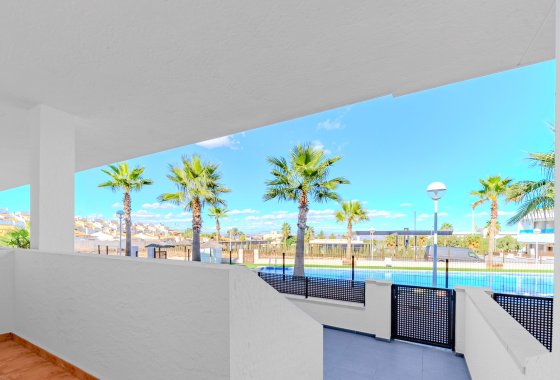 Herverkoop - Halfvrijstaand Villa - Torrevieja - Los Balcones