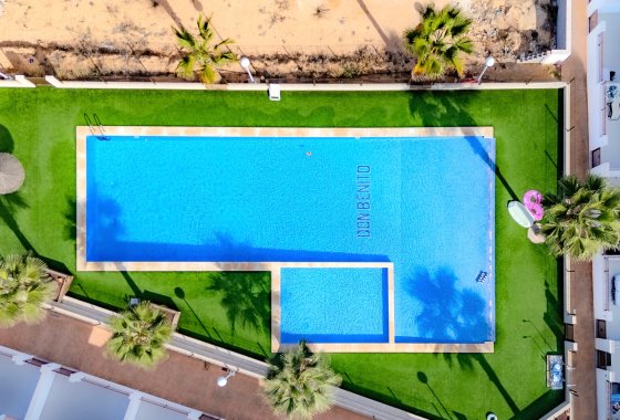 Herverkoop - Halfvrijstaand Villa - Torrevieja - Los Balcones