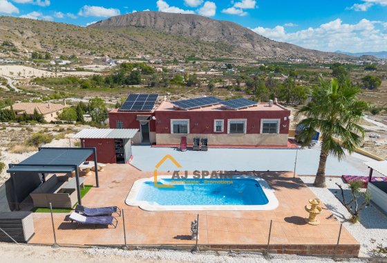 Resale - Country Estate - Fortuna - 