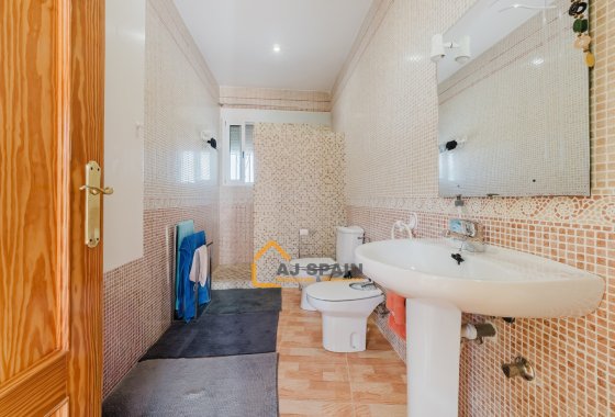 Resale - Country Estate - Fortuna - 