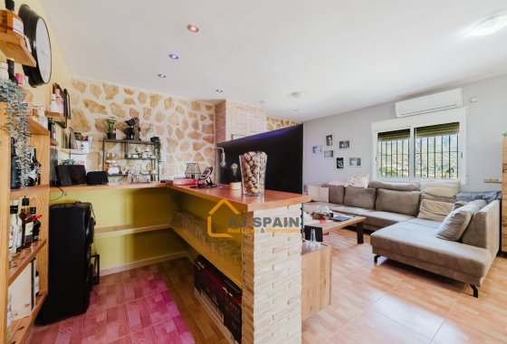 Resale - Country Estate - Fortuna - 