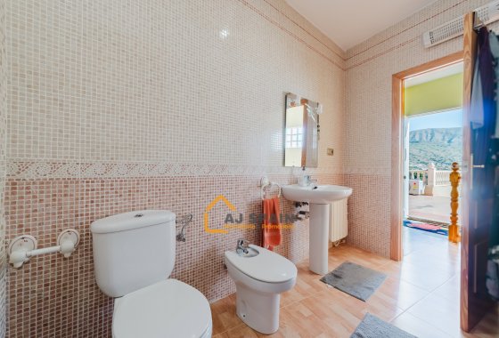 Resale - Country Estate - Fortuna - 