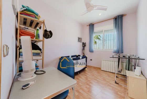 Resale - Country Estate - Fortuna - 