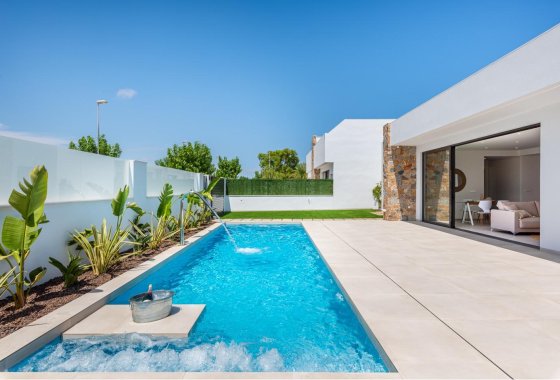 Obra nueva - Villa - Los Alcázares