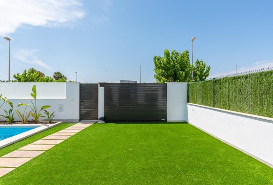 Obra nueva - Villa - Los Alcázares