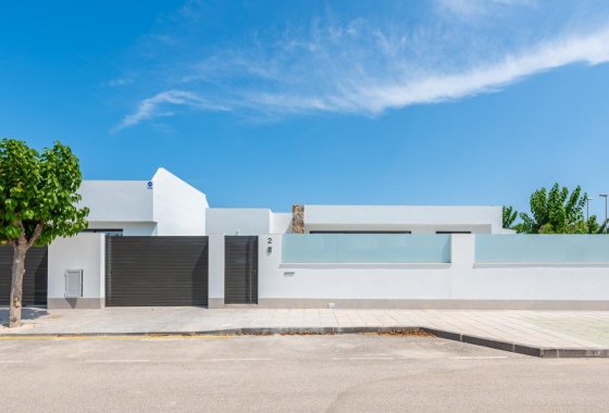Obra nueva - Villa - Los Alcázares