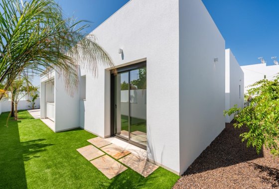 Obra nueva - Villa - Los Alcázares