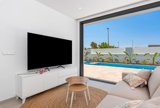 Obra nueva - Villa - Los Alcázares