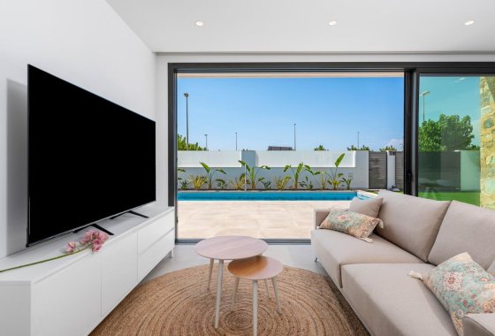 Obra nueva - Villa - Los Alcázares