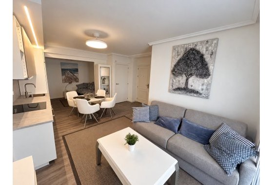 Újraértékesítés - Apartman - Torrevieja