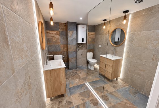 Újraértékesítés - Apartman - Torrevieja