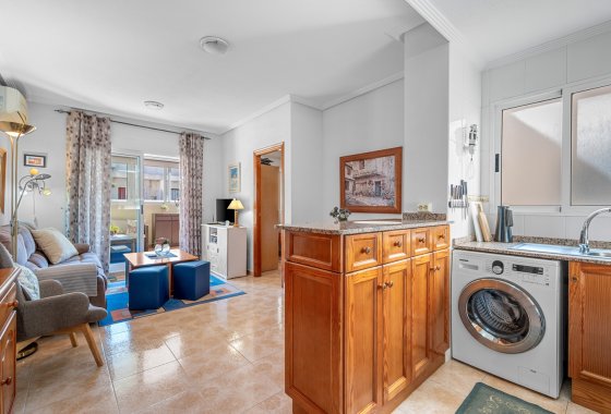 Újraértékesítés - Apartman - Torrevieja