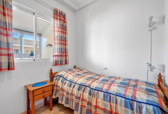 Újraértékesítés - Apartman - Torrevieja