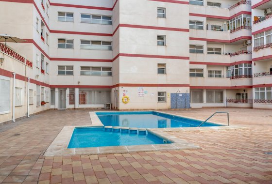 Újraértékesítés - Apartman - Torrevieja