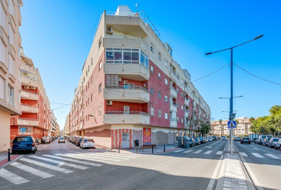 Újraértékesítés - Apartman - Torrevieja