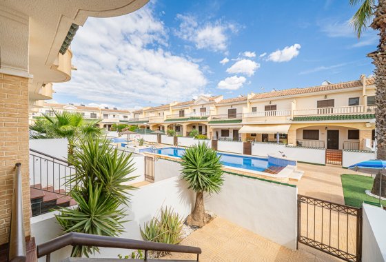 Újraértékesítés - Villa / ikerházfél - Ciudad Quesada - Lo Marabú