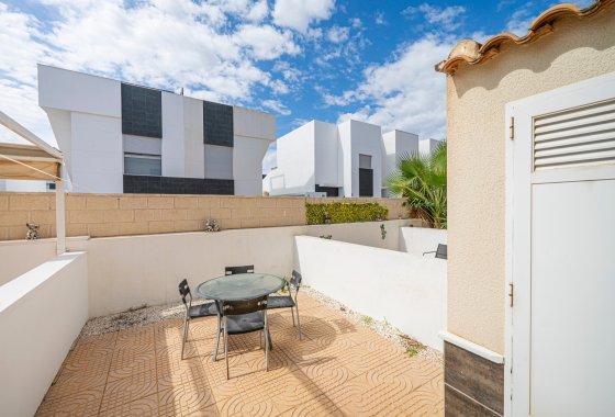 Újraértékesítés - Villa / ikerházfél - Ciudad Quesada - Lo Marabú