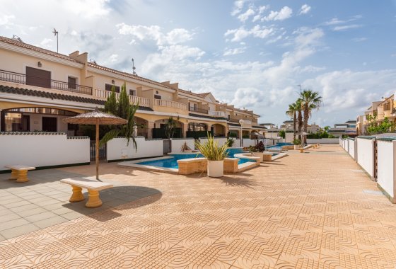 Újraértékesítés - Villa / ikerházfél - Ciudad Quesada - Lo Marabú