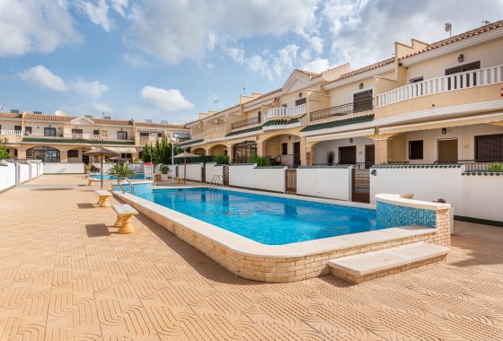 Újraértékesítés - Villa / ikerházfél - Ciudad Quesada - Lo Marabú