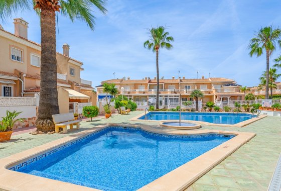 Herverkoop - Halfvrijstaand Villa - Ciudad Quesada - Doña pepa