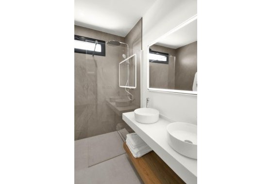 Obra nueva - Villa - Baños y Mendigo