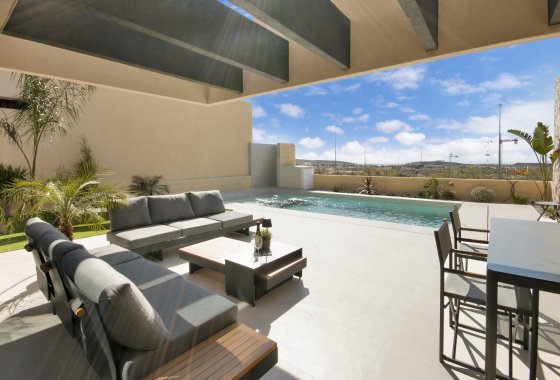 Obra nueva - Villa - Baños y Mendigo