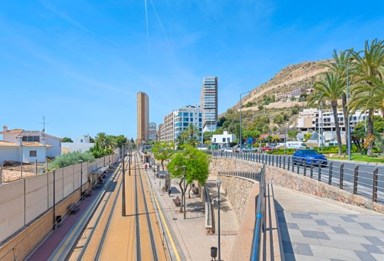 Wiederverkauf - Wohnung - Alicante