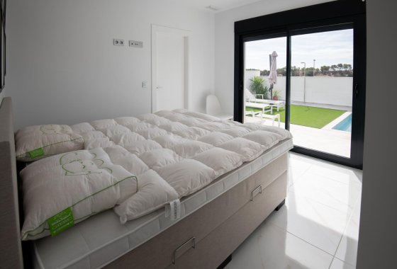 Новое здание - Villa - Pilar de la Horadada