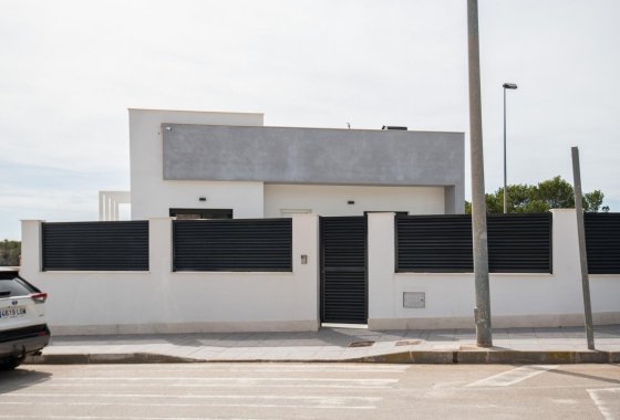 Новое здание - Villa - Pilar de la Horadada
