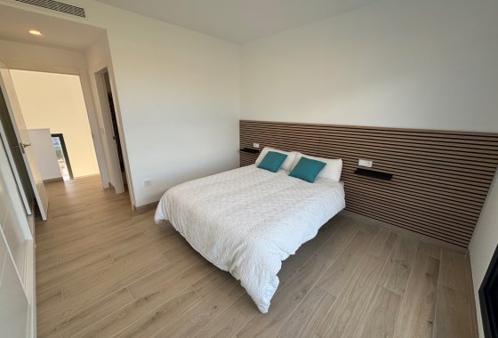 Újraértékesítés - Villa - Los Alcázares - Roda Golf Resort