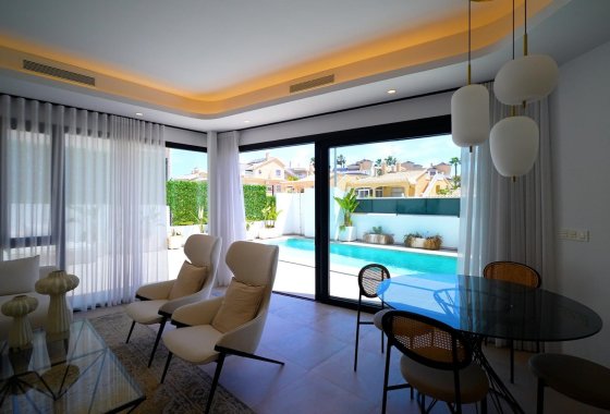 Новое здание - Villa - Orihuela Costa