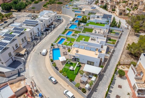 Перепродажа - Villa - Orihuela Costa - Villamartín