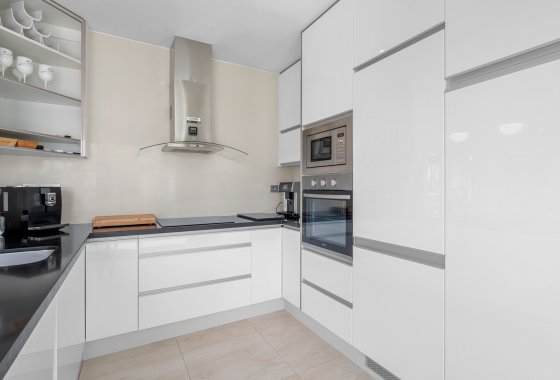 Перепродажа - Villa - Orihuela Costa - Villamartín