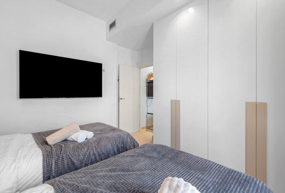 Перепродажа - Villa - Orihuela Costa - Villamartín