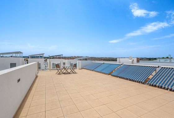 Перепродажа - Villa - Orihuela Costa - Villamartín